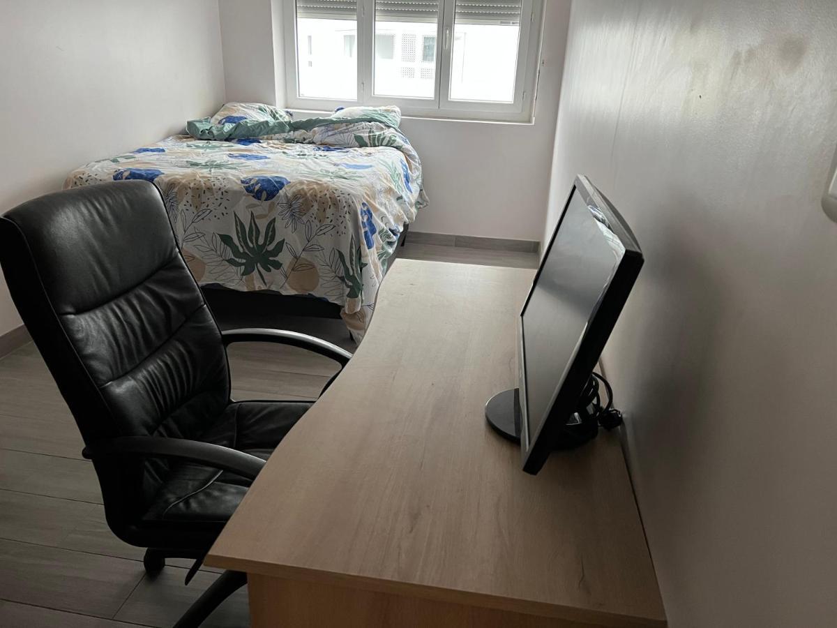 Appartement Pres De La Defense น็องแตร์ ภายนอก รูปภาพ