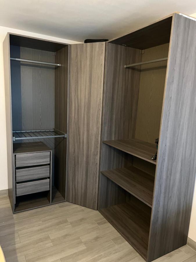 Appartement Pres De La Defense น็องแตร์ ภายนอก รูปภาพ